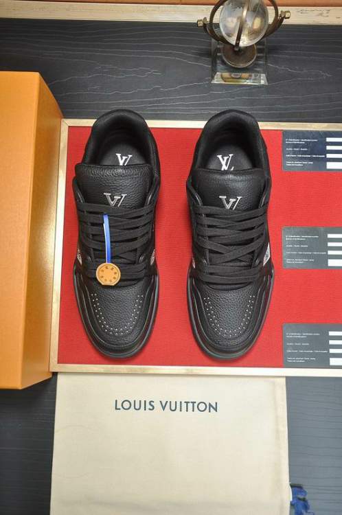 Picture of Louis Vuitton Shoes _SKULVsz35-4039-46hnh062216305